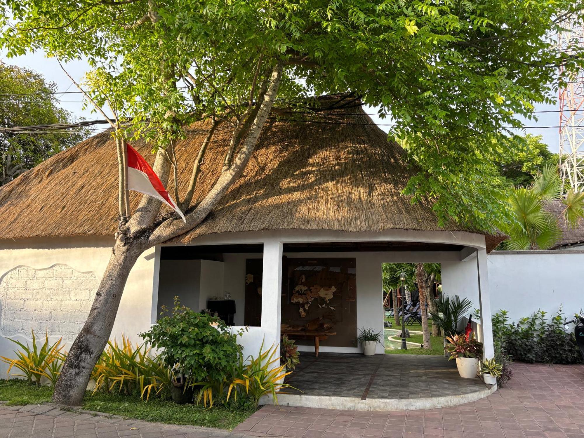 Bali Lagoon Bungalows, Nusa Dua Benoa Екстериор снимка